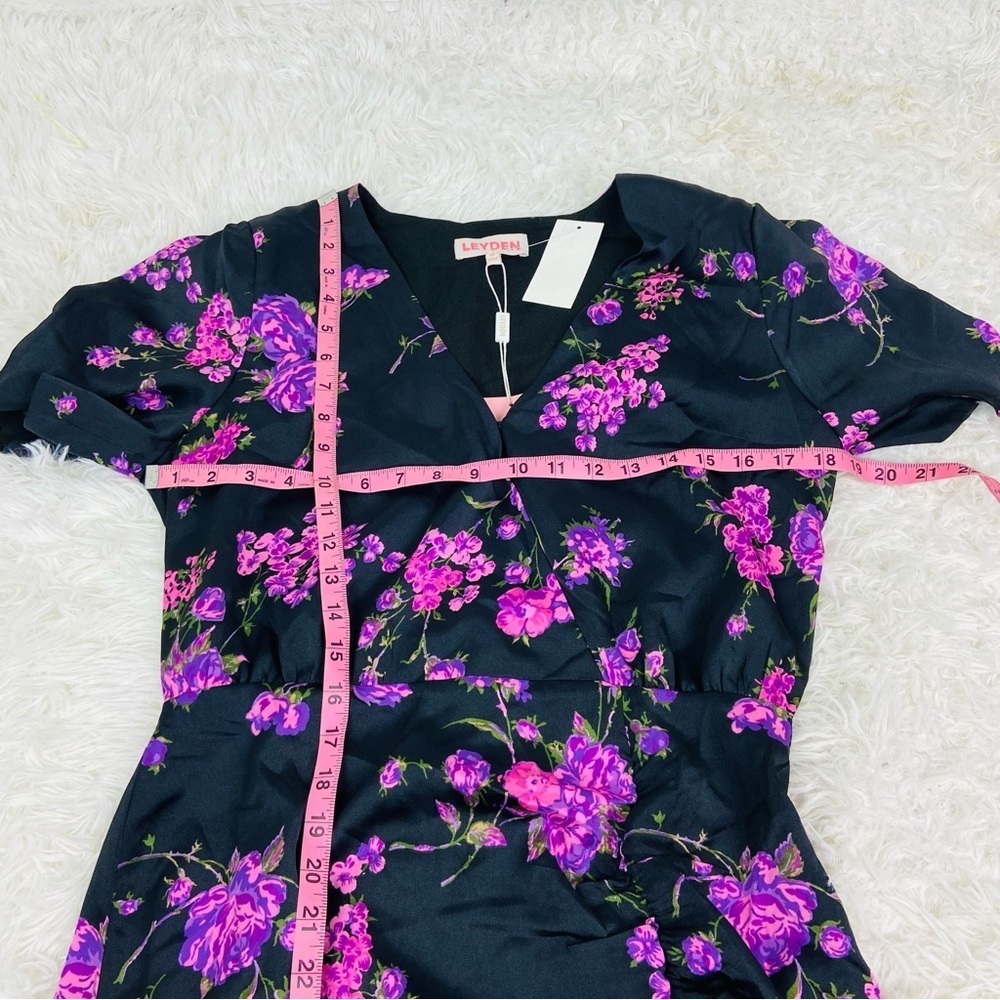 NWT LEYDEN black & purple silky satin floral mini dress size medium - Picture 12 of 17